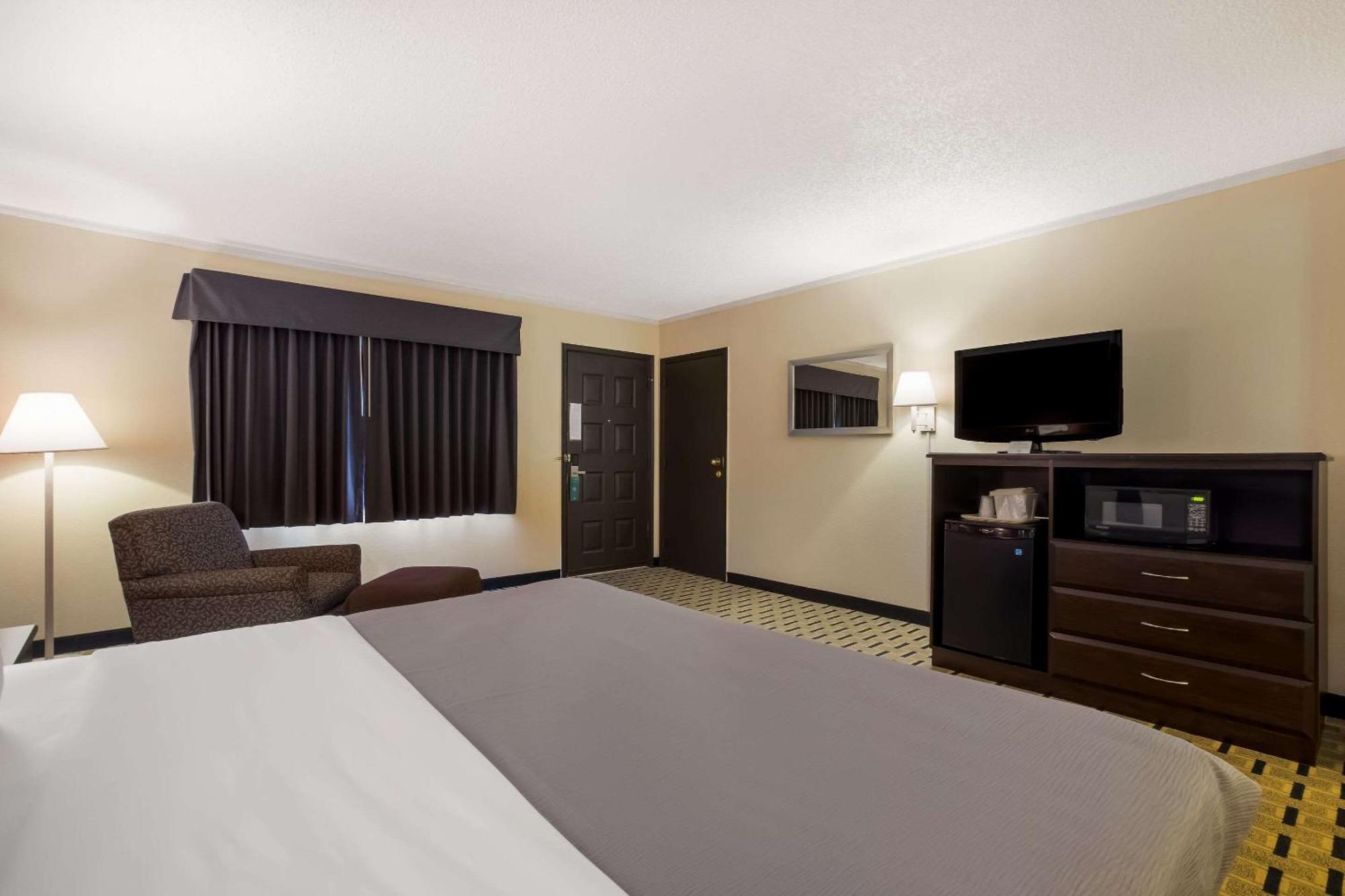 Quality Inn&Suites Millville – Vineland Esterno foto