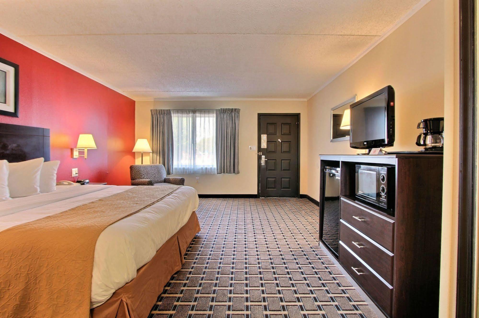 Quality Inn&Suites Millville – Vineland Esterno foto