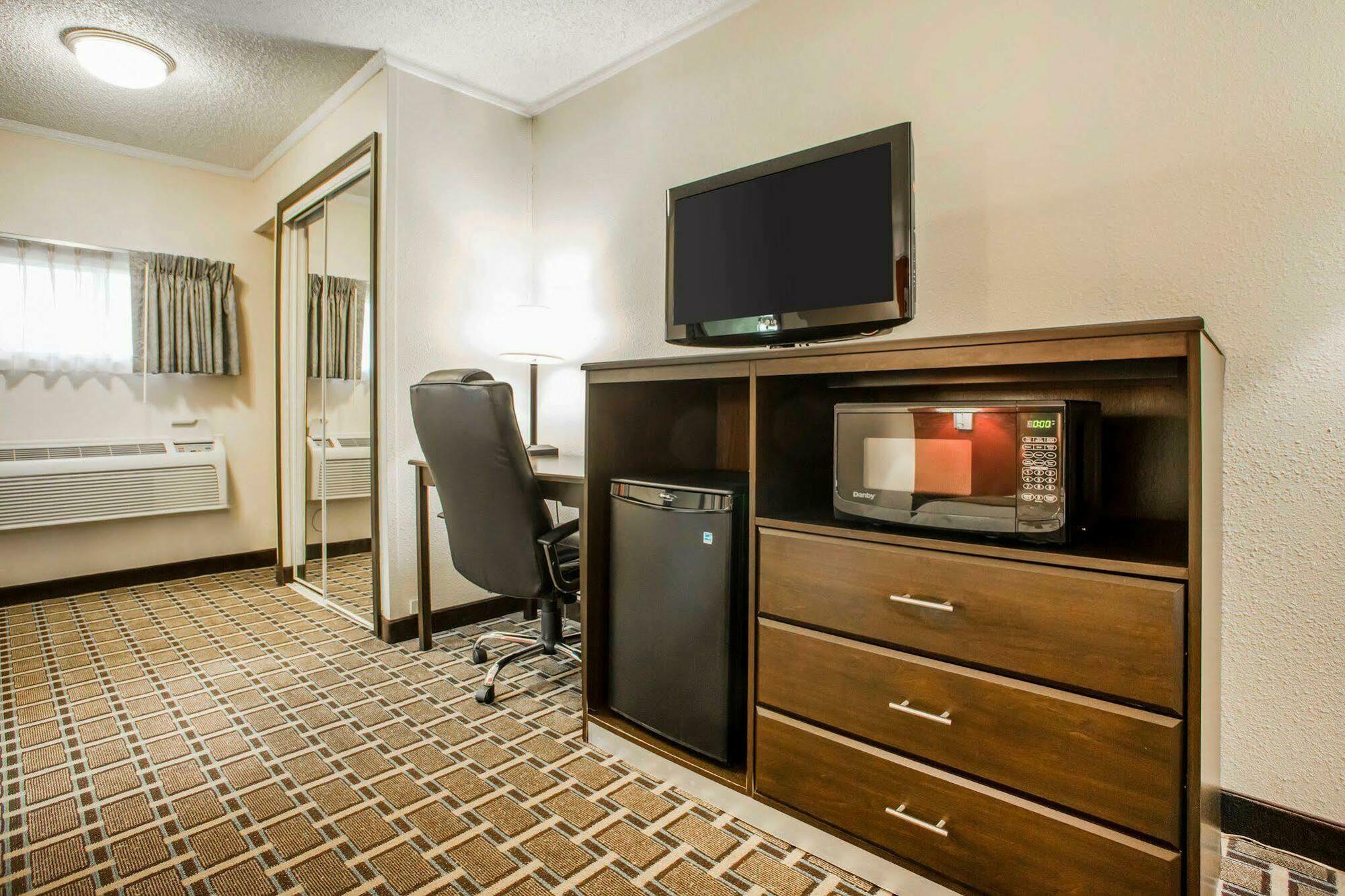 Quality Inn&Suites Millville – Vineland Esterno foto
